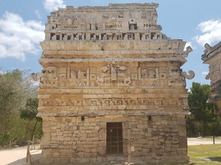 Chichen Itza Buildings