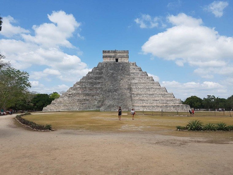 Chichen Itza Pyramid Walkway