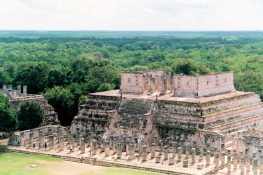 mayan ruins chichen itza