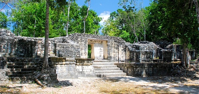 balamku mayan ruins chichen itza
