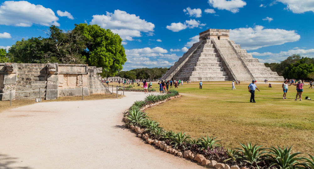 CHICHEN ITZA WILL ALLOW ONLY A THOUSAND VISITORS PER DAY