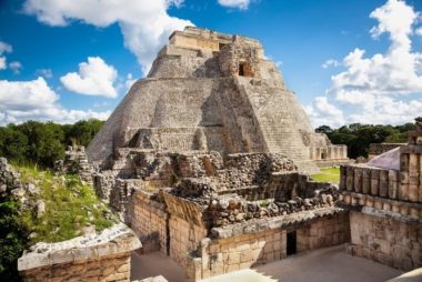 mayan ruins in yucatan