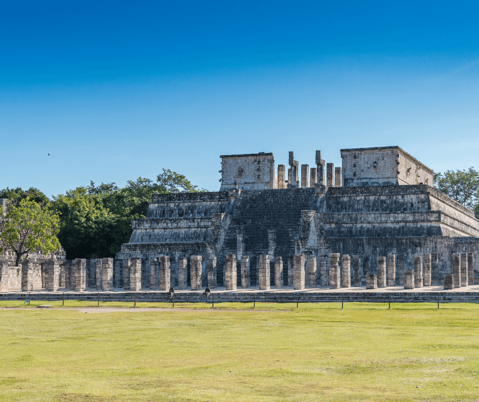 chichen itza mayan ruins